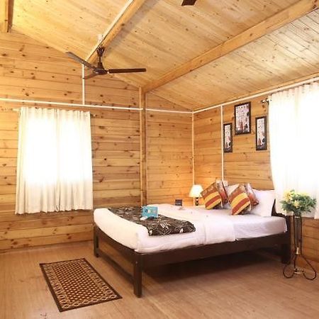 Fabhotel Anjuna Beachfront ภายนอก รูปภาพ